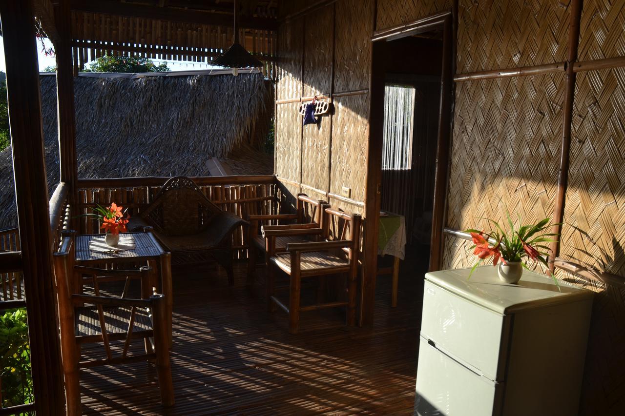Bamboo Beach Resort Пуэрто-Галера Экстерьер фото